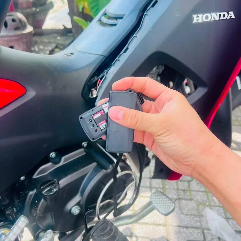 Địa chỉ lắp định vị xe máy tại Thanh Hóa 3 Thiết bị định vị xe máy tại Thanh Hóa